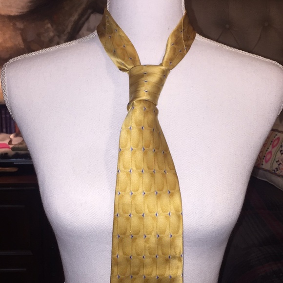 Golden yellow tie - Picture 2 of 6